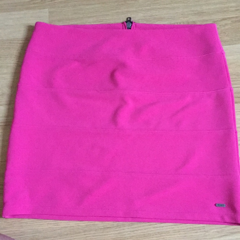 PINK by Victoria secret Skirt with black zipper